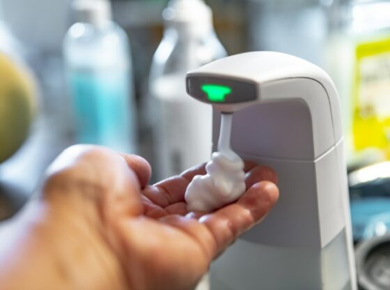 automatyczny dozownik do mydła
